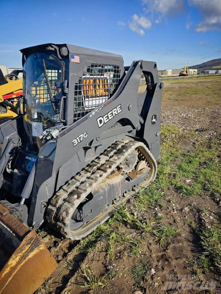 John Deere 317 G Skid steer loderler