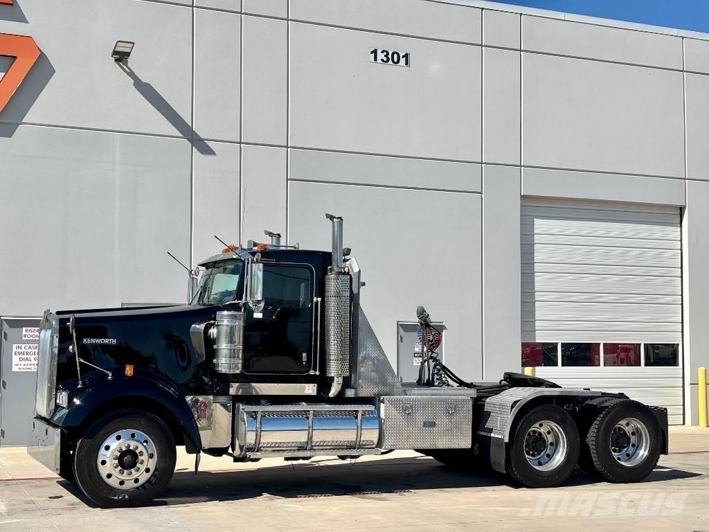 Kenworth W 900 Çekiciler