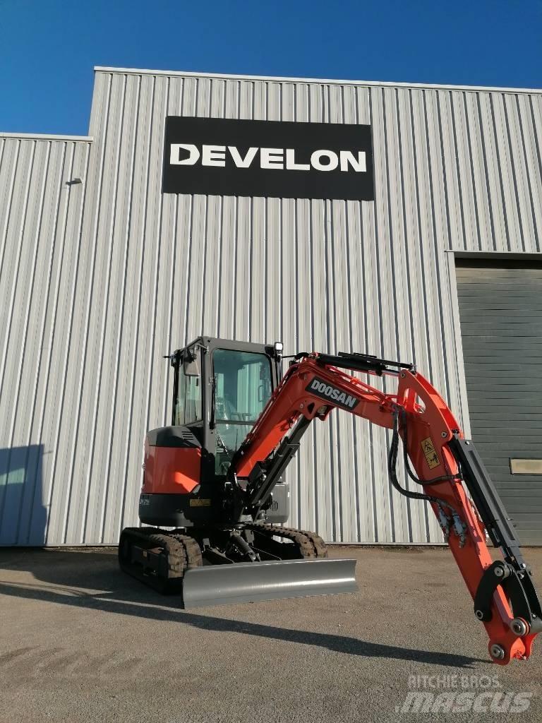 Doosan DX 27 Z Mini ekskavatörler, 7 tona dek