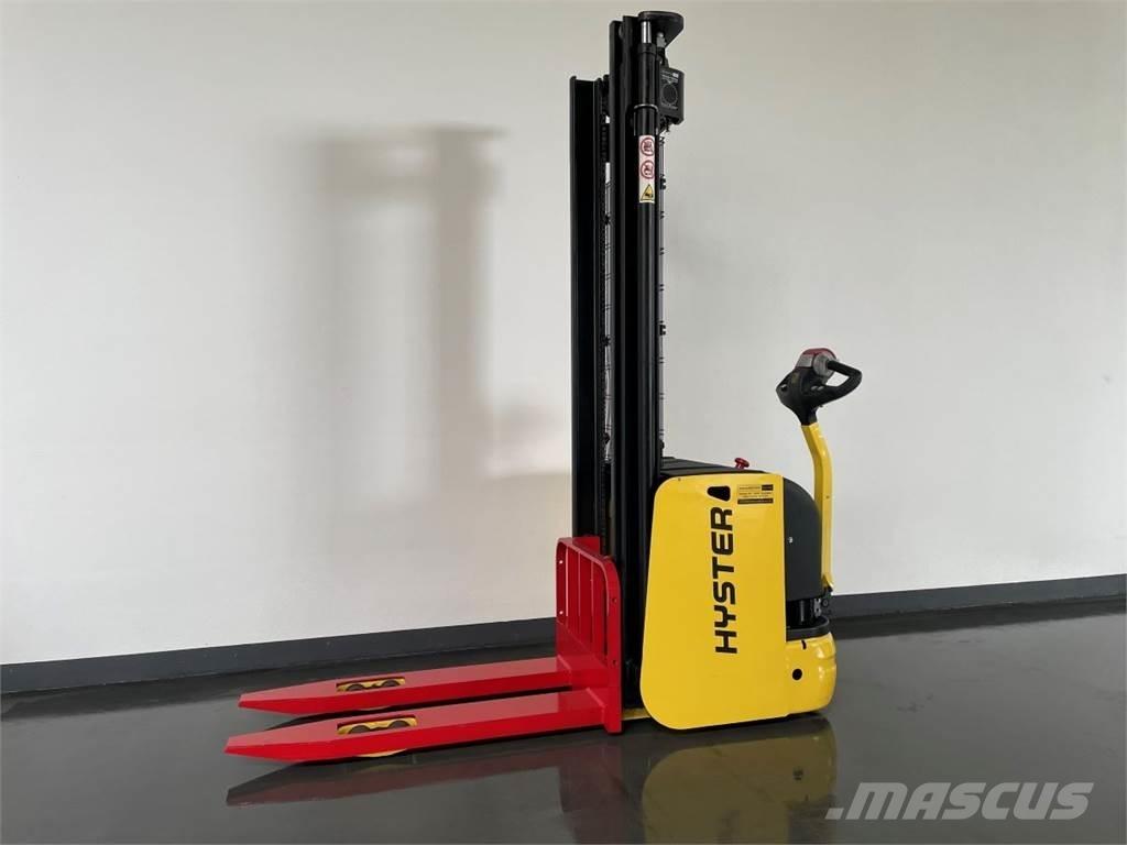 Hyster S1.6AC Yaya kumandali istif makinasi