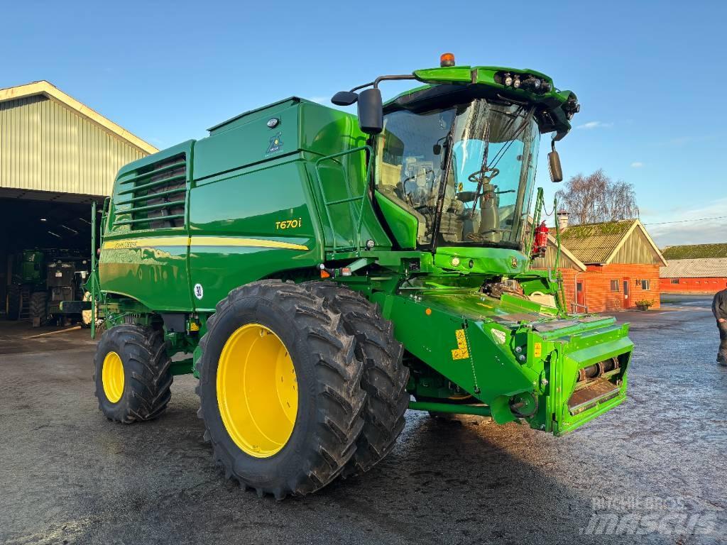 John Deere T670I 4WD Biçerdöverler