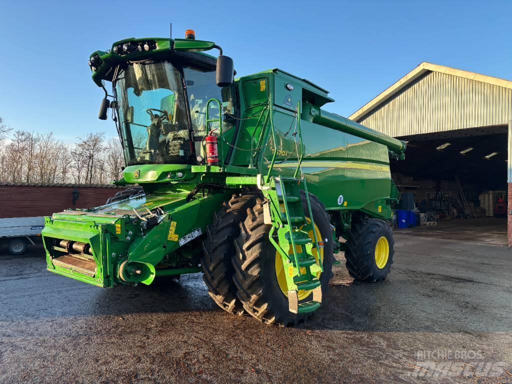 John Deere T670I 4WD Biçerdöverler
