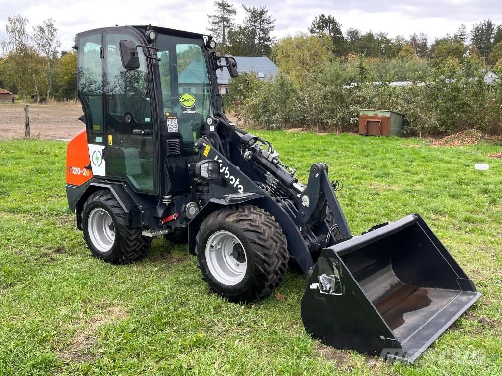 Kubota RT220-2e Tekerlekli yükleyiciler