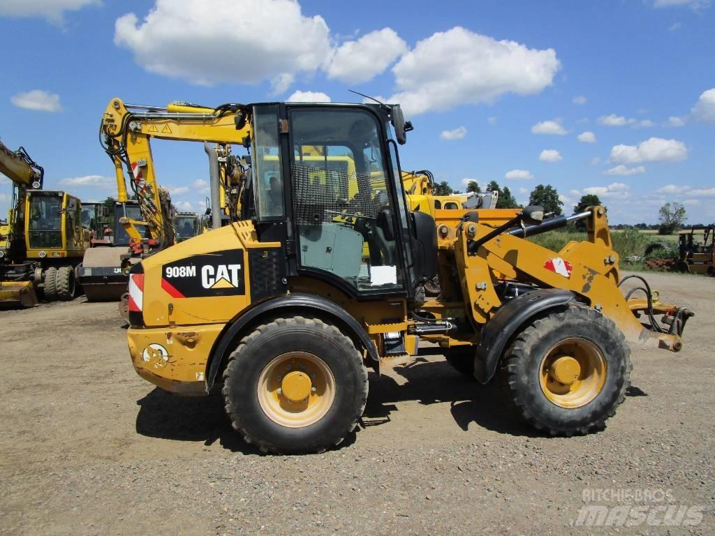 CAT 908 M Tekerlekli yükleyiciler