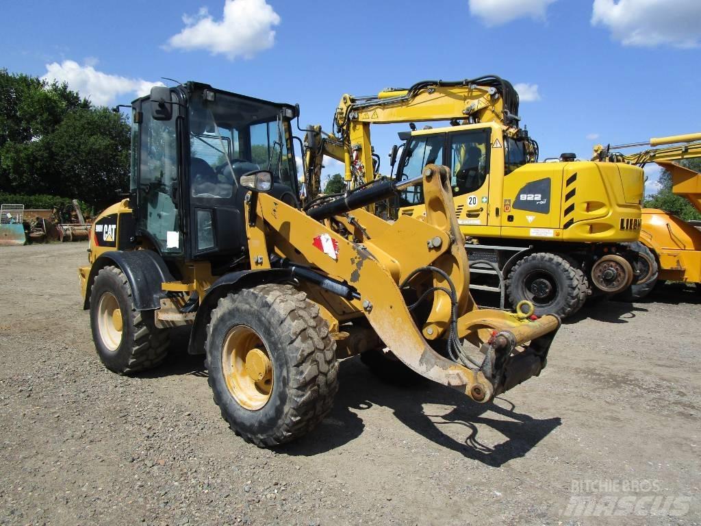 CAT 908 M Tekerlekli yükleyiciler