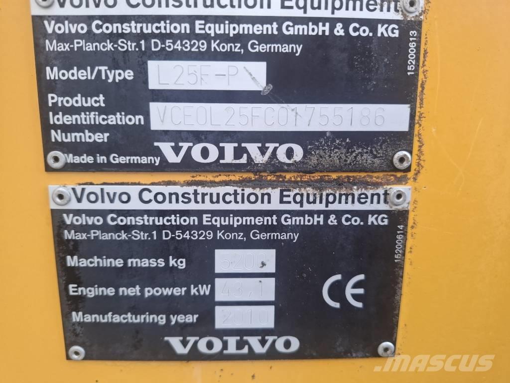 Volvo L 25 F-P Tekerlekli yükleyiciler
