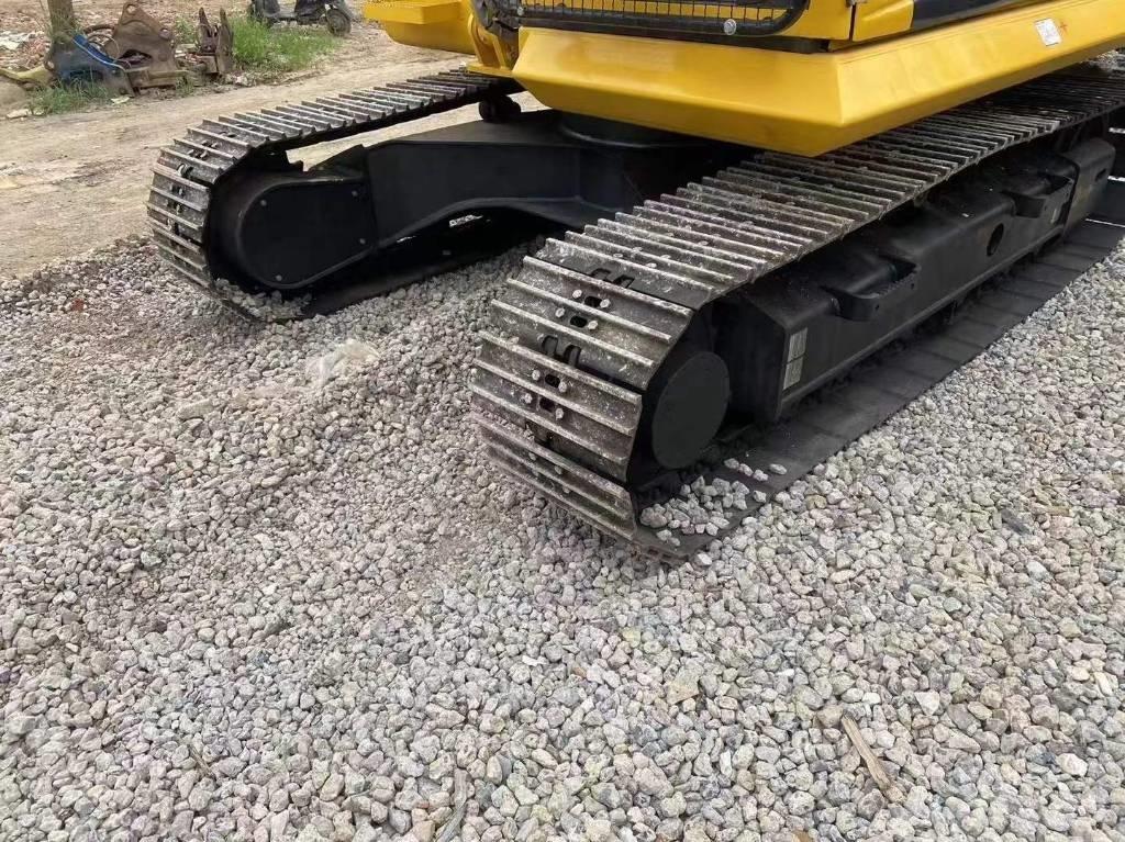 Komatsu PC 130 LC Paletli ekskavatörler