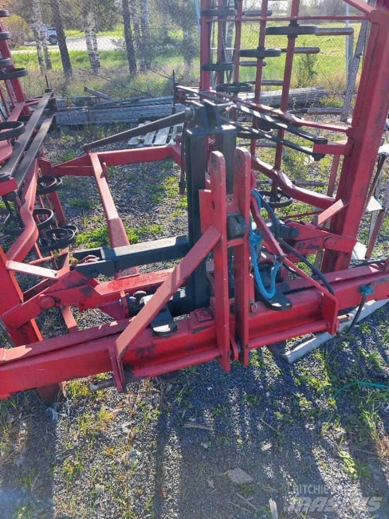 Potila SK 370 Tirmiklar