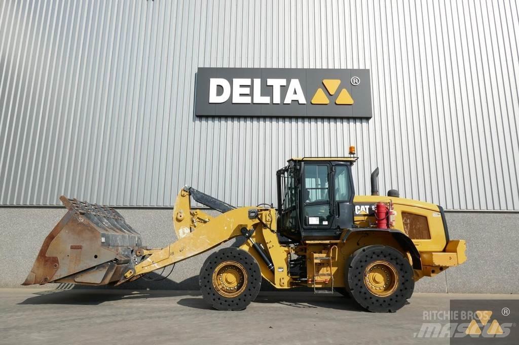 CAT 938M Tekerlekli yükleyiciler