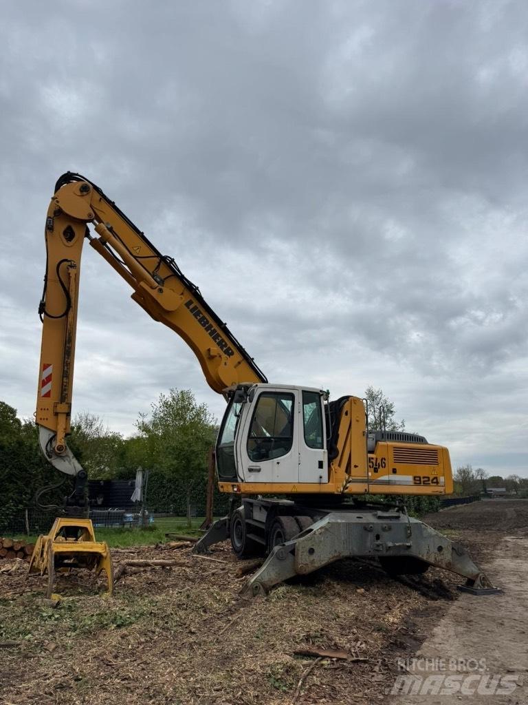 Liebherr 924 Diger yükleme ve kazma ekipmanlari