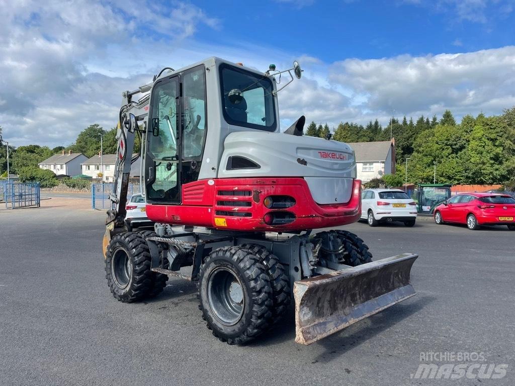 Takeuchi TB295W Lastik tekerli ekskavatörler