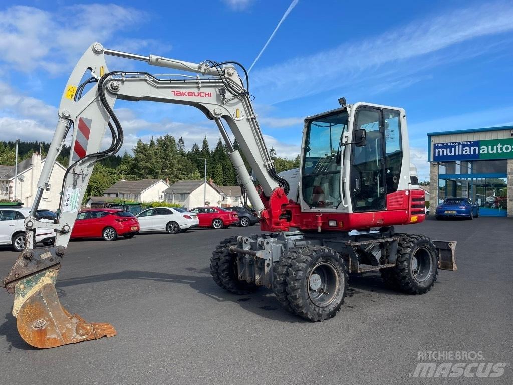 Takeuchi TB295W Lastik tekerli ekskavatörler