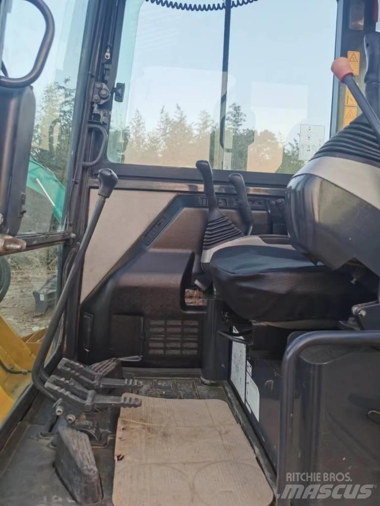 Komatsu PC 56 Mini ekskavatörler, 7 tona dek