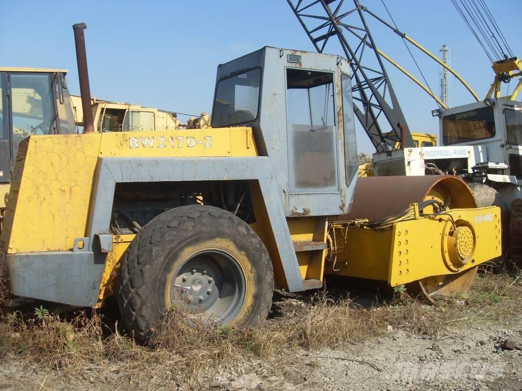 Bomag 217 D Tek tamburlu silindirler