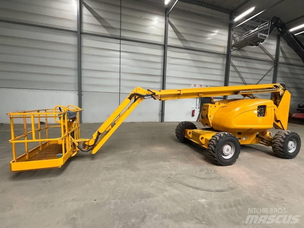 JLG 600 AJ Körüklü personel platformları