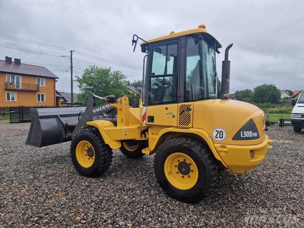 Volvo L 30 Tekerlekli yükleyiciler