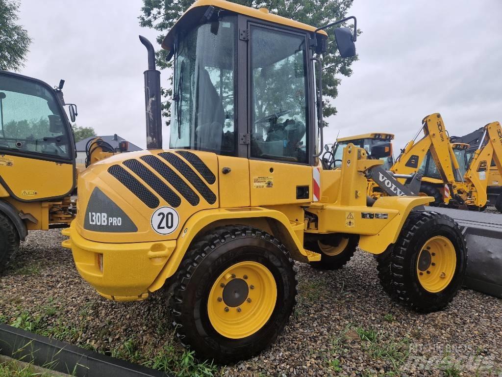 Volvo L 30 Tekerlekli yükleyiciler