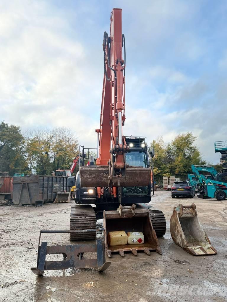 Hitachi ZX 130-6 Paletli ekskavatörler