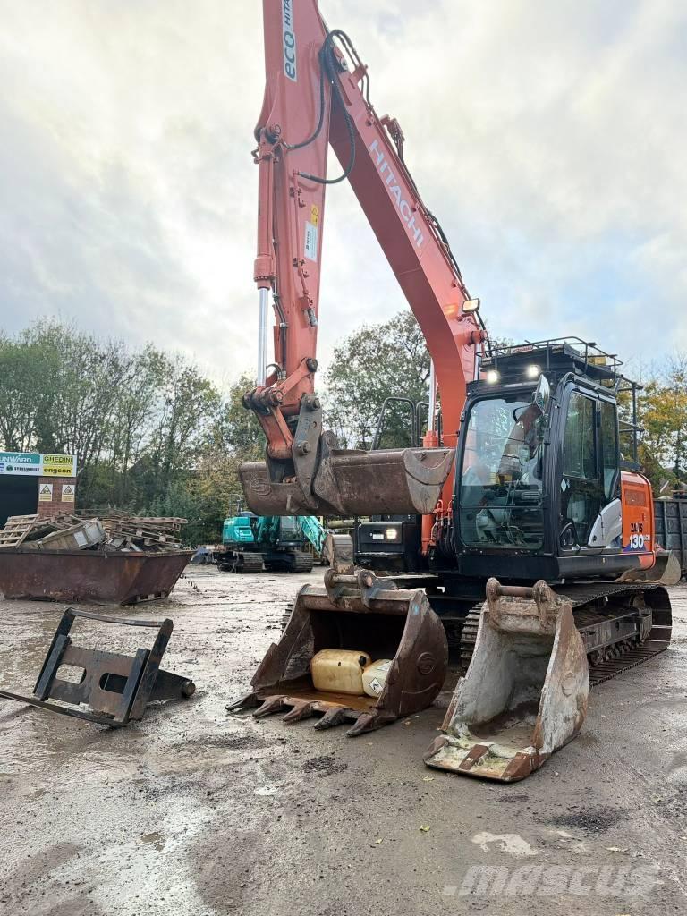Hitachi ZX 130-6 Paletli ekskavatörler