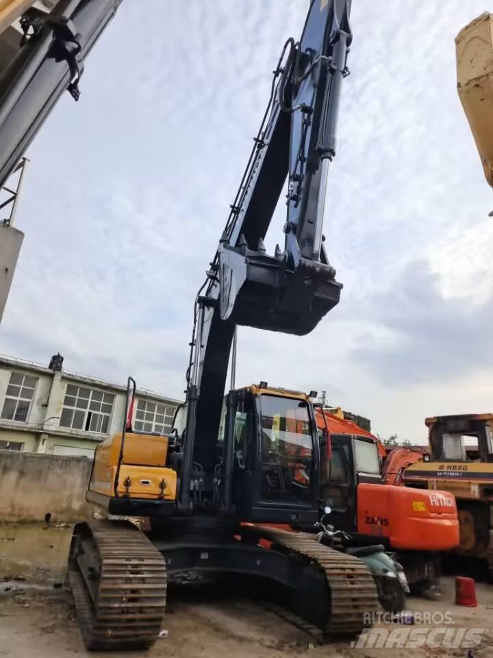 Hyundai 210w-9 Lastik tekerli ekskavatörler