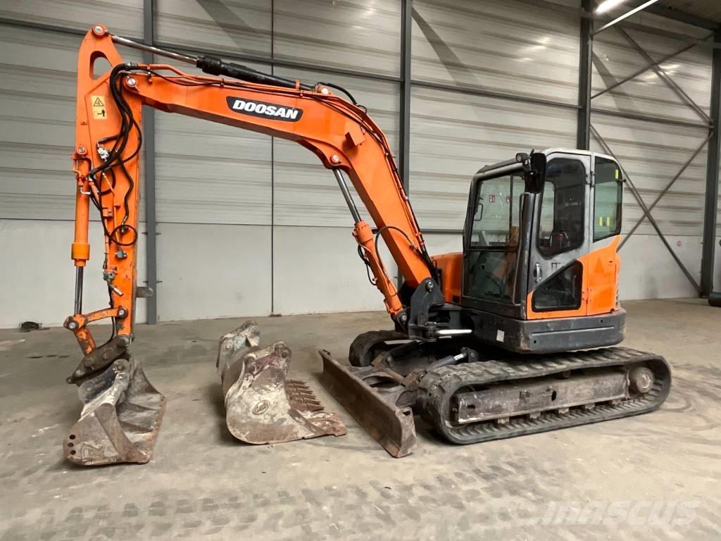 Doosan DX 80 R Midi ekskavatörler 7 - 12 t