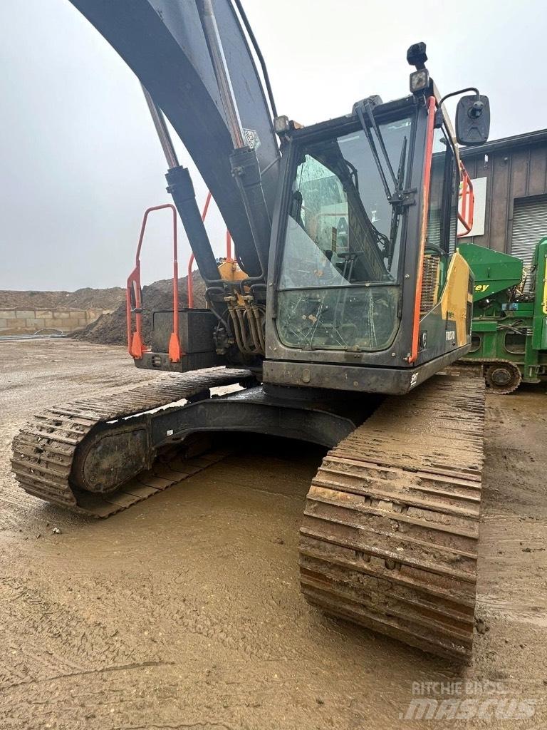 Volvo EC200EL Paletli ekskavatörler