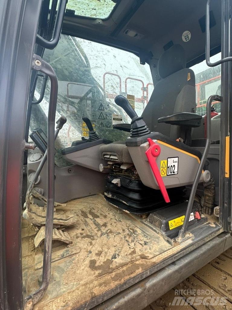 Volvo EC200EL Paletli ekskavatörler