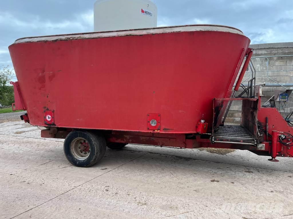 Trioliet AVM 24 Besleme hatlari