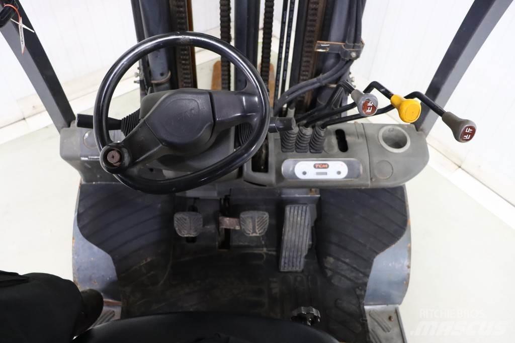 TCM FD25T3 Dizel forkliftler