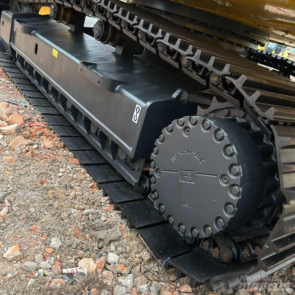 Komatsu 350-8 Paletli ekskavatörler