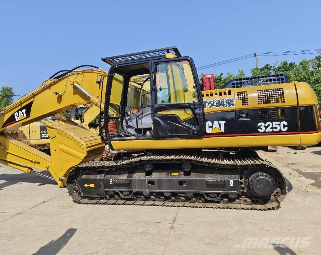 CAT 325 C Paletli ekskavatörler