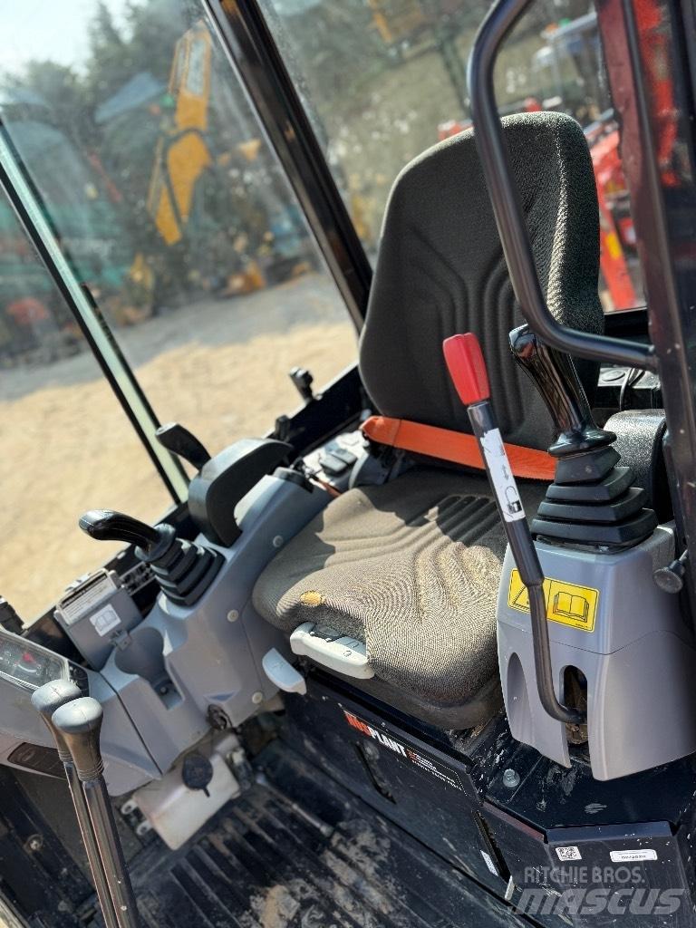 Kubota U 27-4 Mini ekskavatörler, 7 tona dek