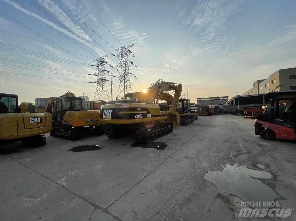 CAT 320 B Paletli ekskavatörler