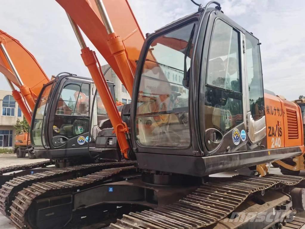 Hitachi ZX 240 Paletli ekskavatörler