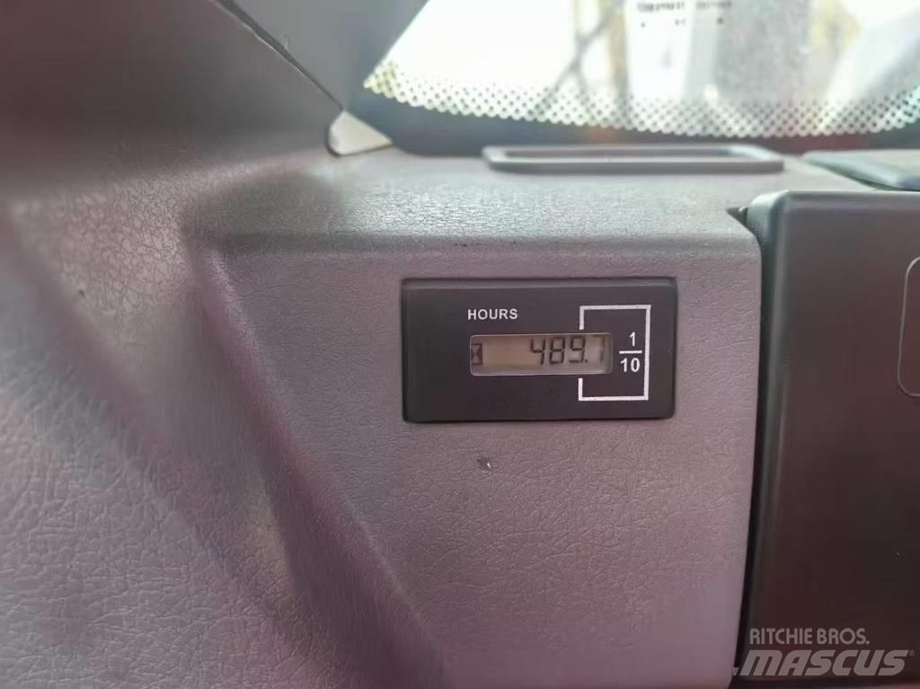 Doosan DX 225 LC Paletli ekskavatörler