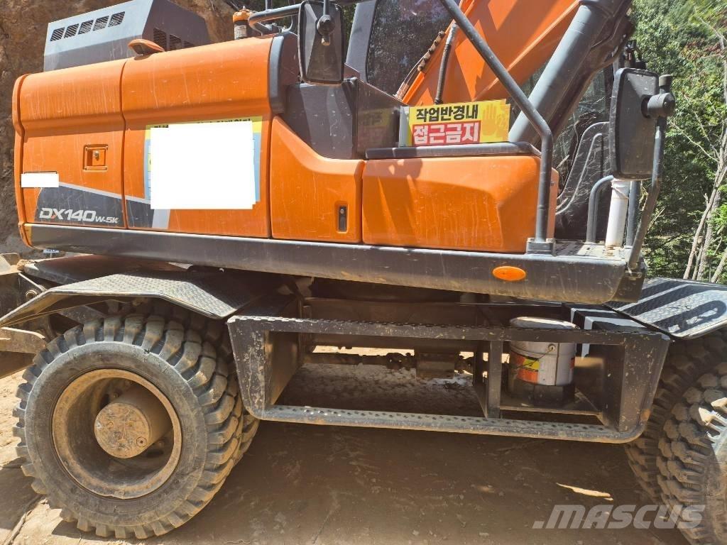 Doorne-Daf DX140W-5 Lastik tekerli ekskavatörler