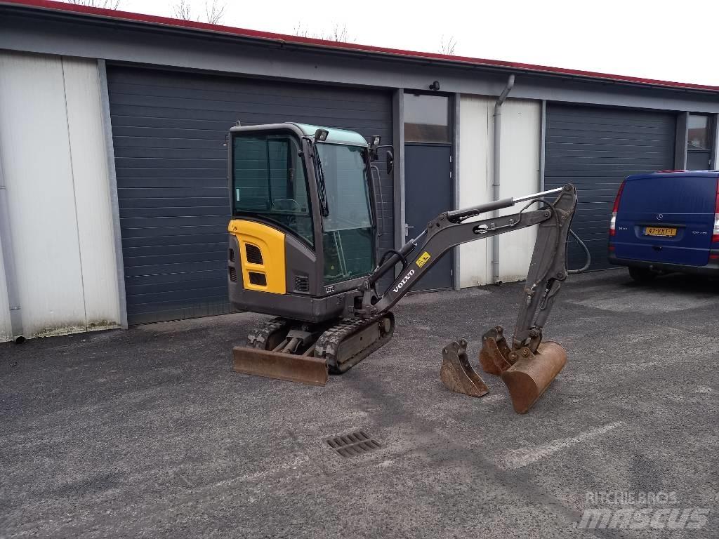 Volvo EC 15 Mini ekskavatörler, 7 tona dek