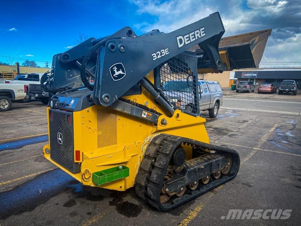John Deere 323 E Skid steer loderler