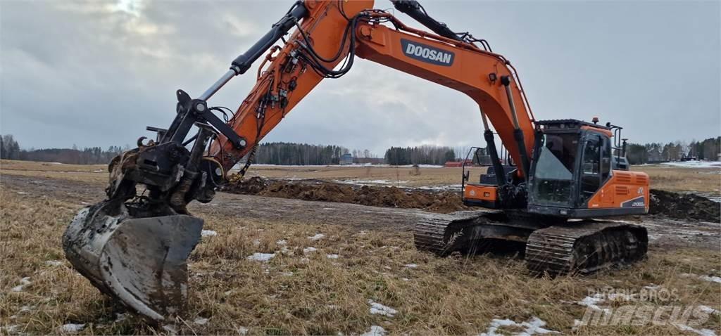 Doosan DX300 LC-5 Paletli ekskavatörler