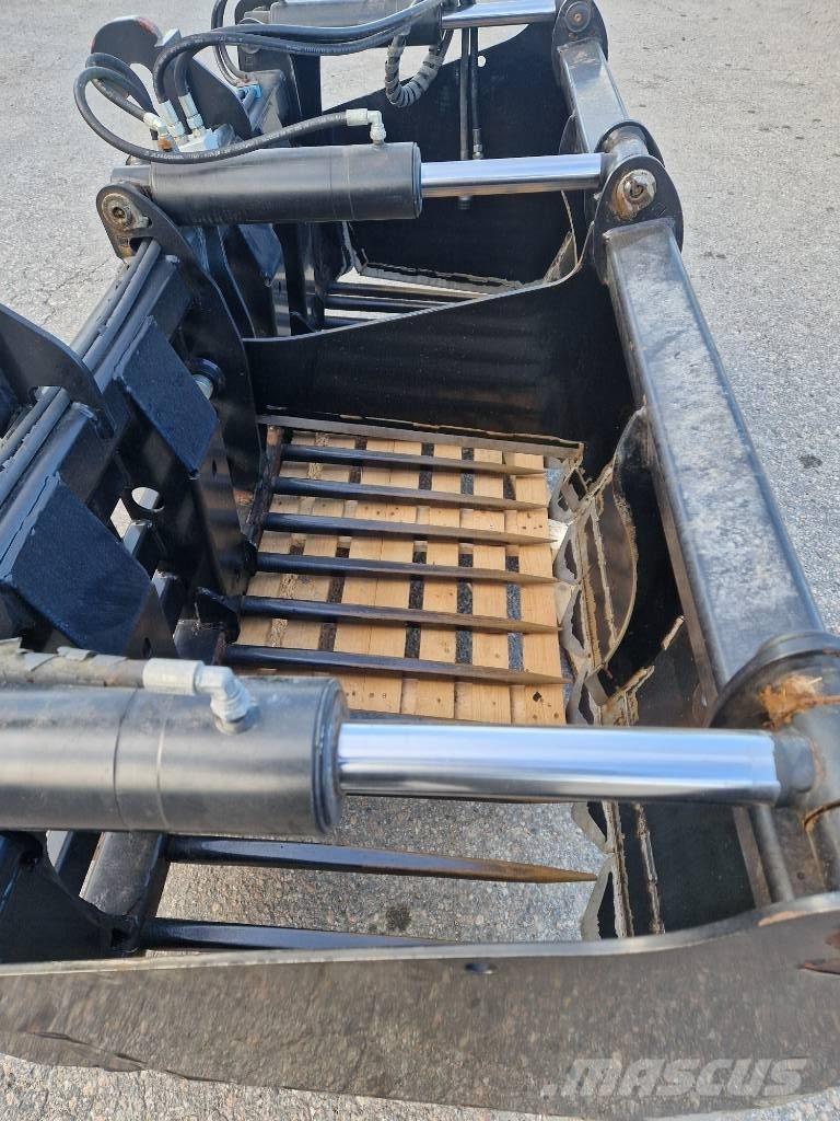 Ålö Silocut 230 . S-BM Ön yükleyici atasmanlar
