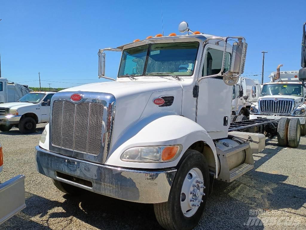 Peterbilt 335 Atik kamyonlari