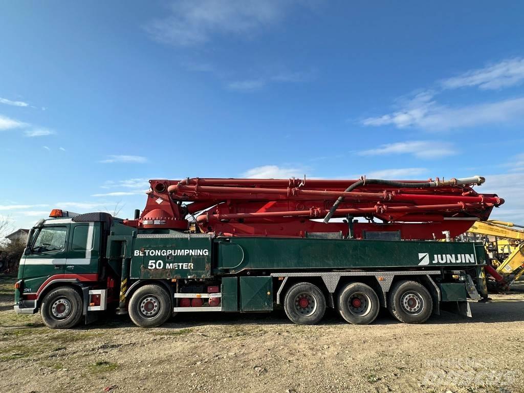 Volvo FM 480 Beton pompaları