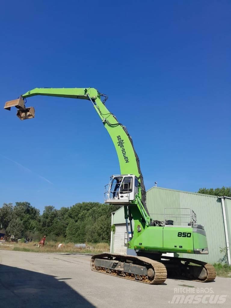Sennebogen 850 Atık taşıma araçları