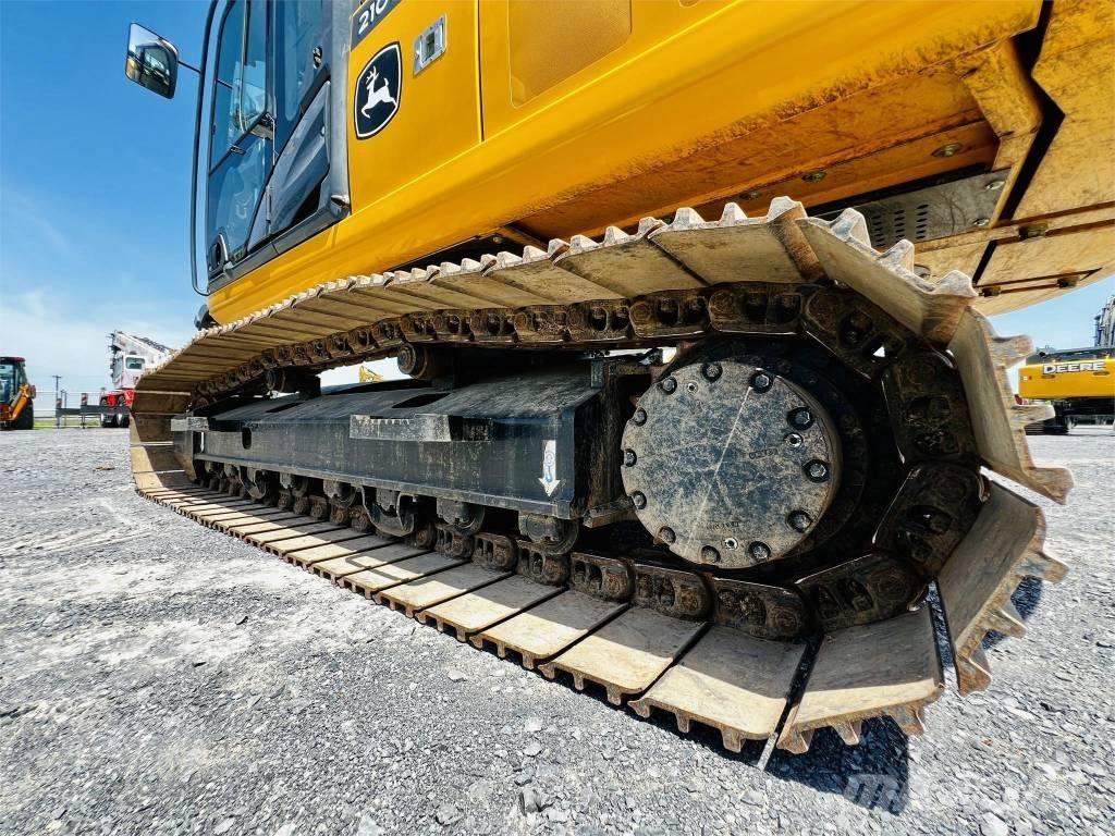 DEERE 210G LC Paletli ekskavatörler