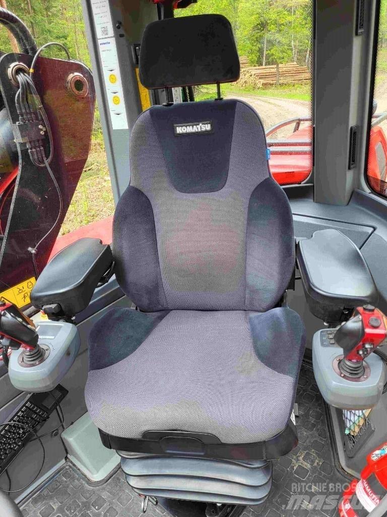 Komatsu 931 XC Biçerdöverler