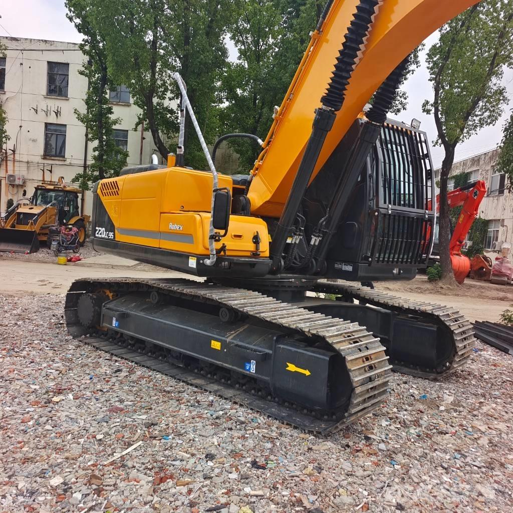 Hyundai 220LC-9T Paletli ekskavatörler