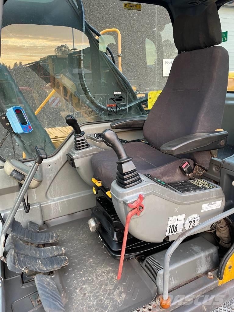 Volvo EC240B Paletli ekskavatörler