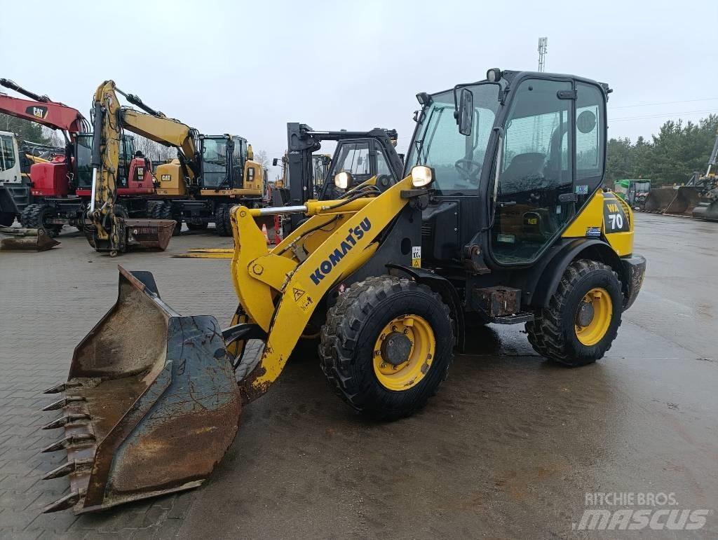 Komatsu WA70-7 Tekerlekli yükleyiciler