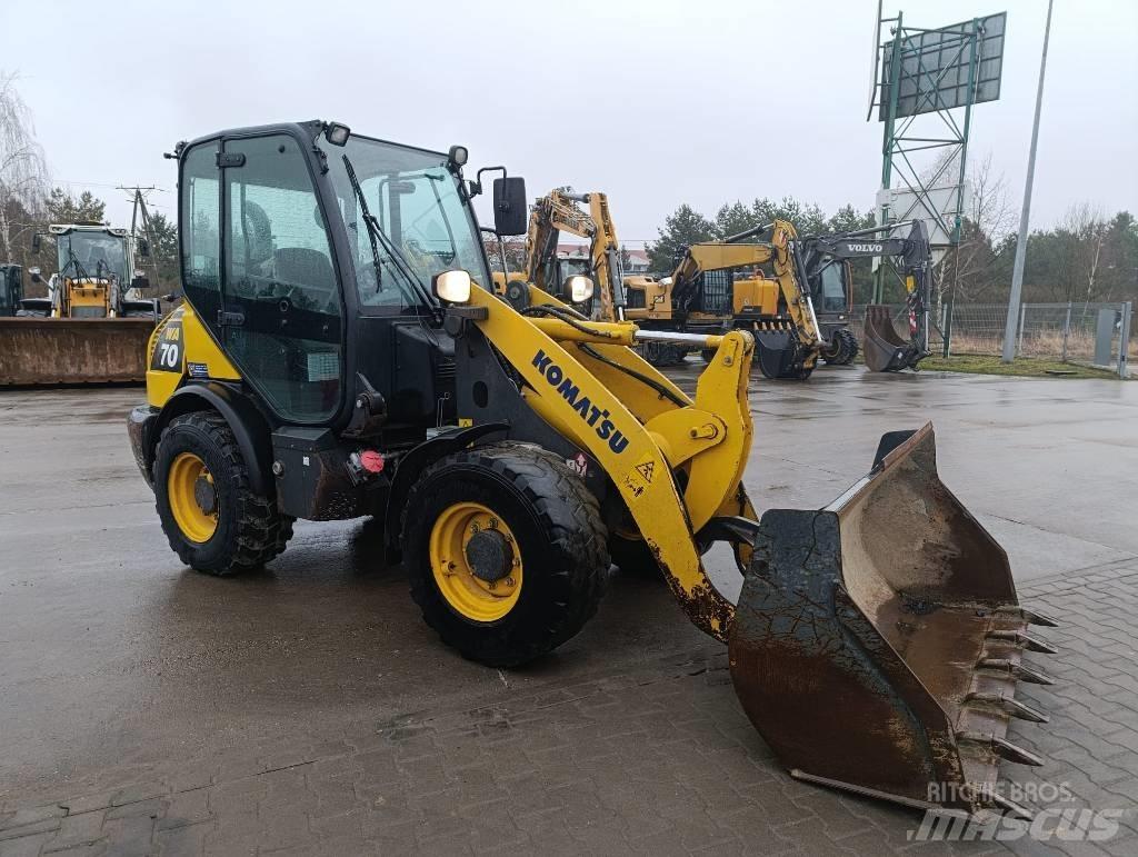 Komatsu WA70-7 Tekerlekli yükleyiciler