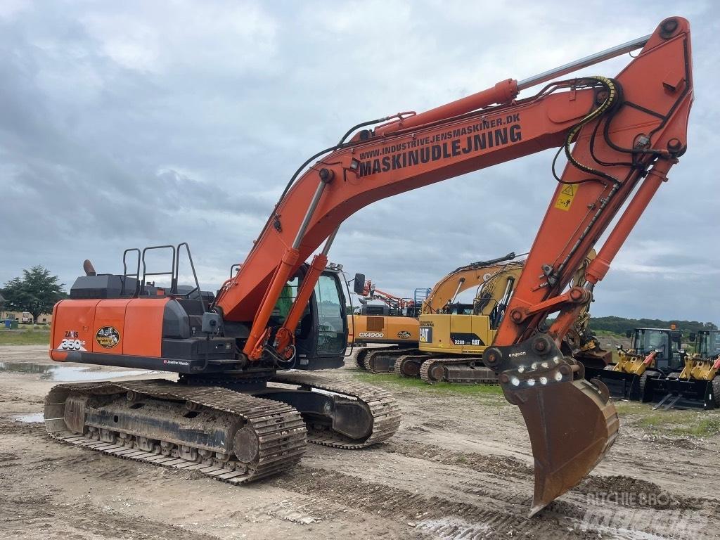 Hitachi ZX 350 LC-6 Paletli ekskavatörler